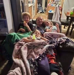 Meet your Posher, Thomas